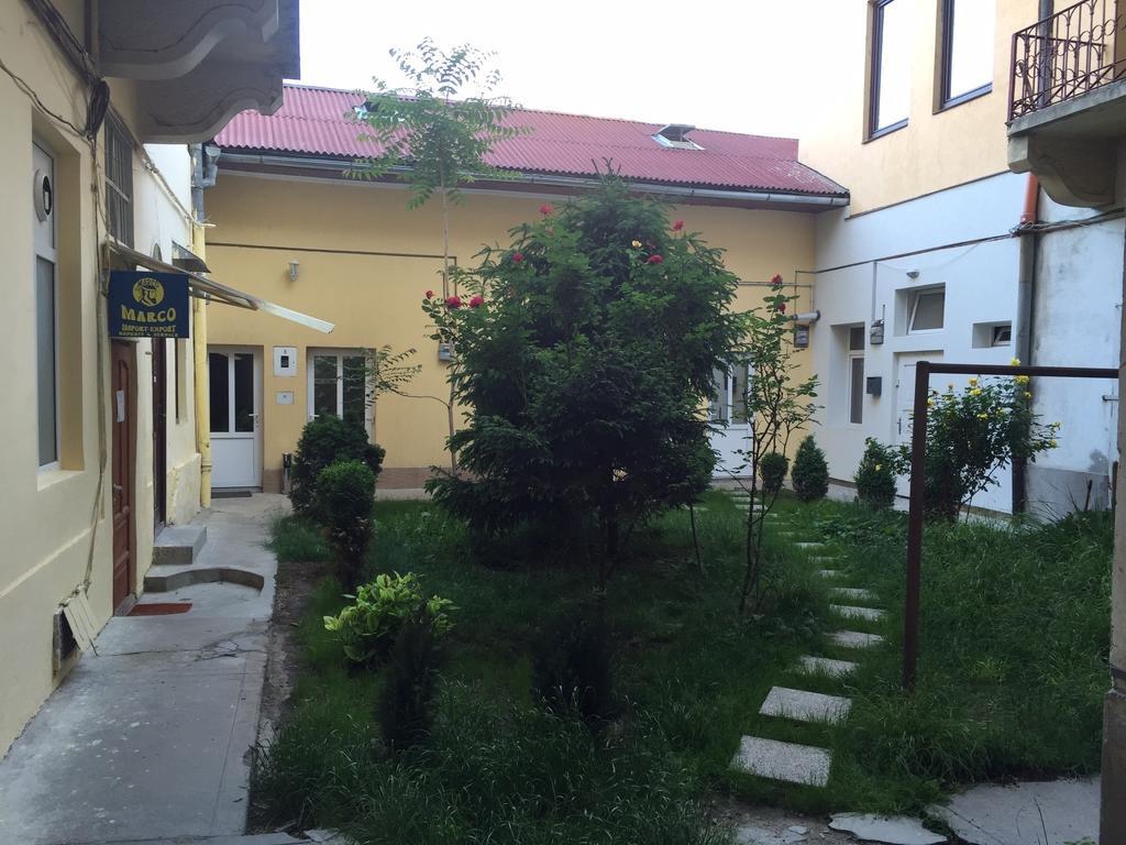 Vivaldi Apartment
